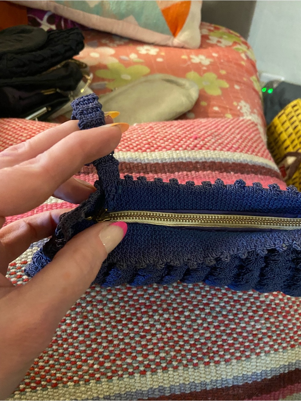 Vintage Navy Blue Crochet Wristlet Clutch - Picture 3 of 4